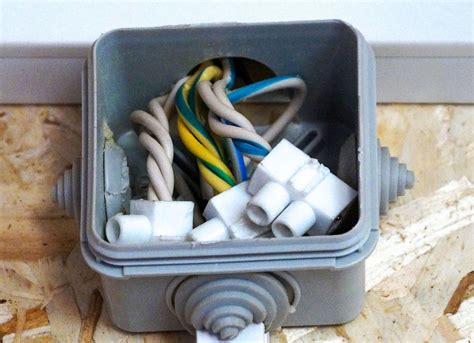 when to use plastic or metal electrical boxes|plastic vs metal junction box.